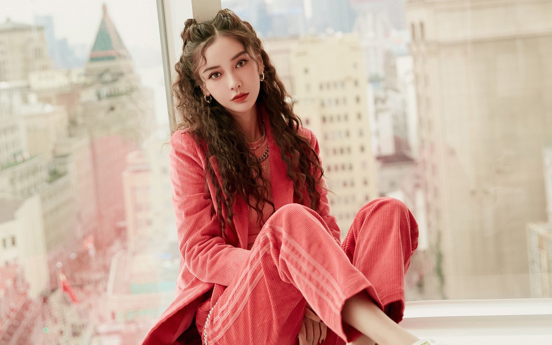 开云体育app-冰封与烈焰，当黄蜂的精密体系撞上恩比德的洪荒之力