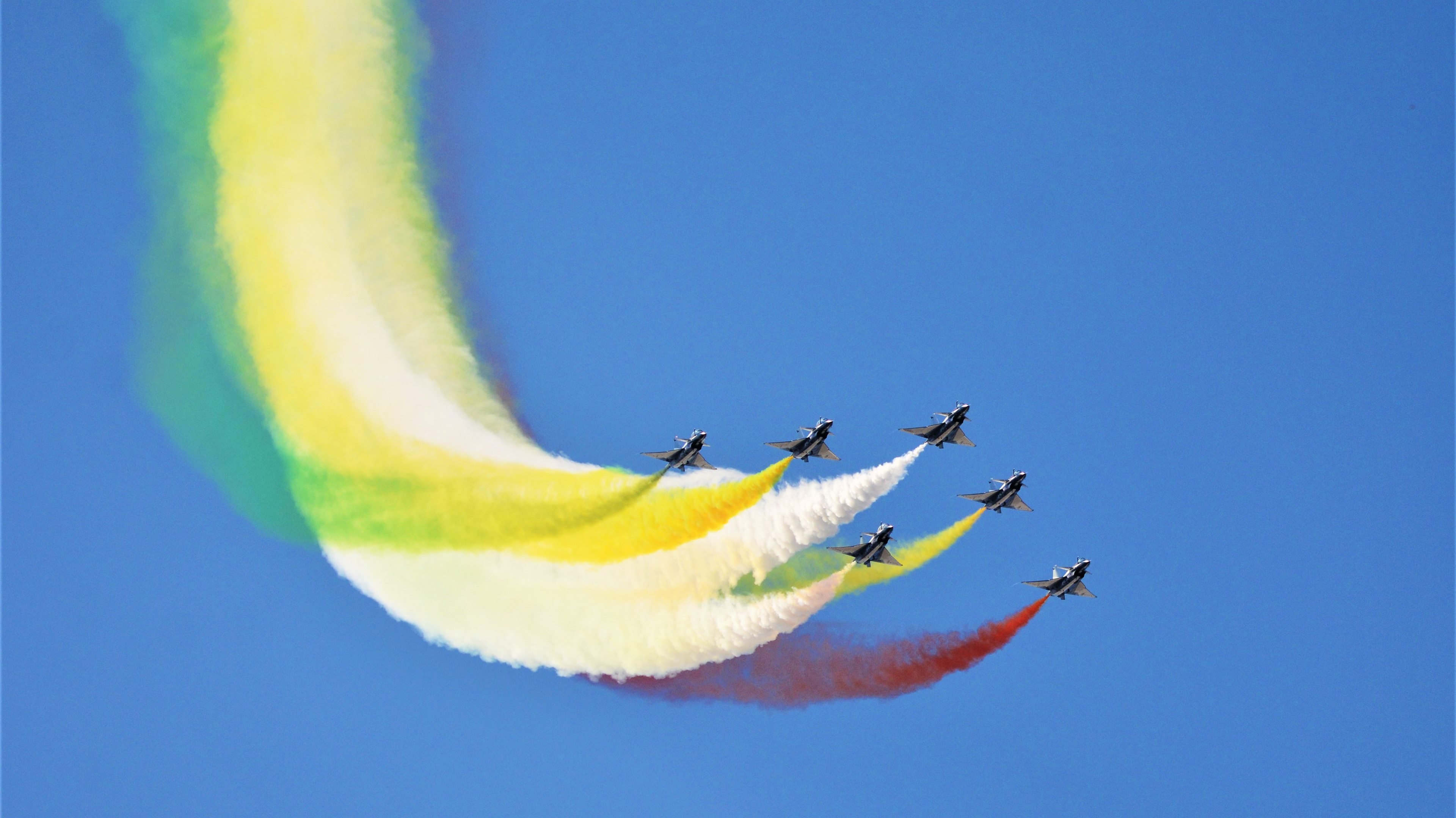 神秘祭典与黄金诅咒,比利亚雷亚尔巅峰决战中,加克波让秘鲁防线彻底臣服