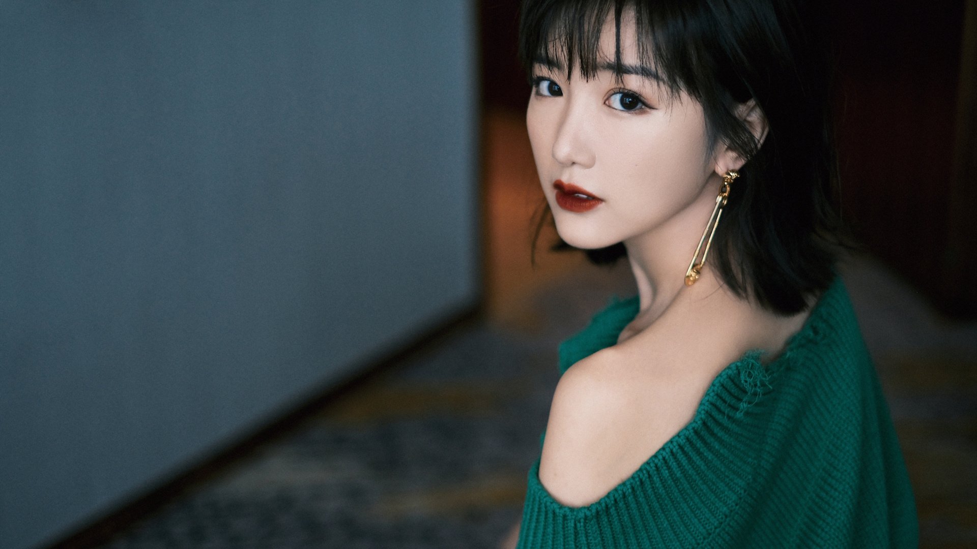 开云体育平台APP-冰岛火山爆发火力全开，托尼绝杀成比赛关键先生欧洲杯预选赛冰岛3-2力克乌克兰，替补奇兵托尼一传一射主导逆转