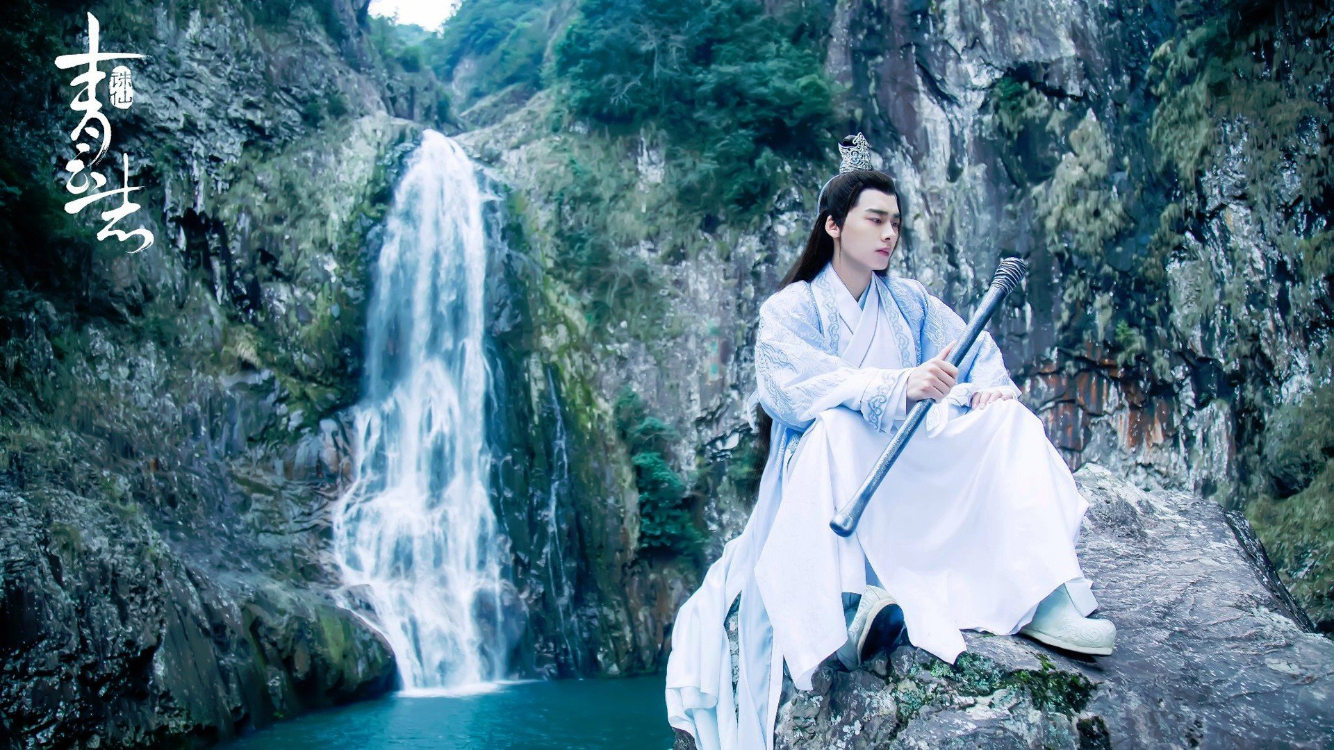 北欧寒流遇上帝之手,莫德里奇在冰岛城墙上凿开一道裂痕,挪威凛冬下的华丽升维
